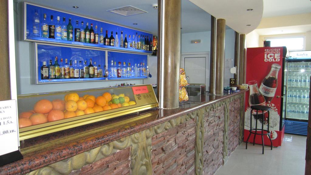 Alpina Hotel Lozenets Exterior photo
