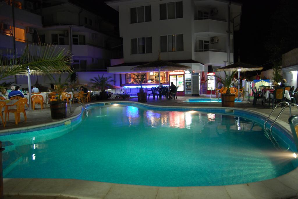Alpina Hotel Lozenets Exterior photo